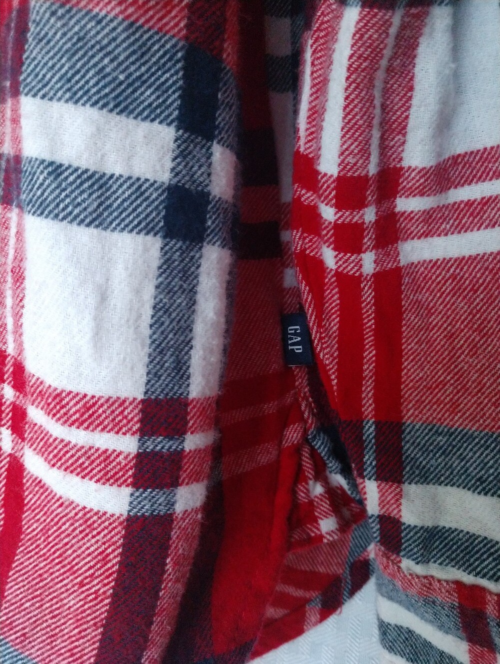 Women's Flannel Shirt GAP Red White Blue Plaid Size Large Chest 42" - Picture 3 of 10